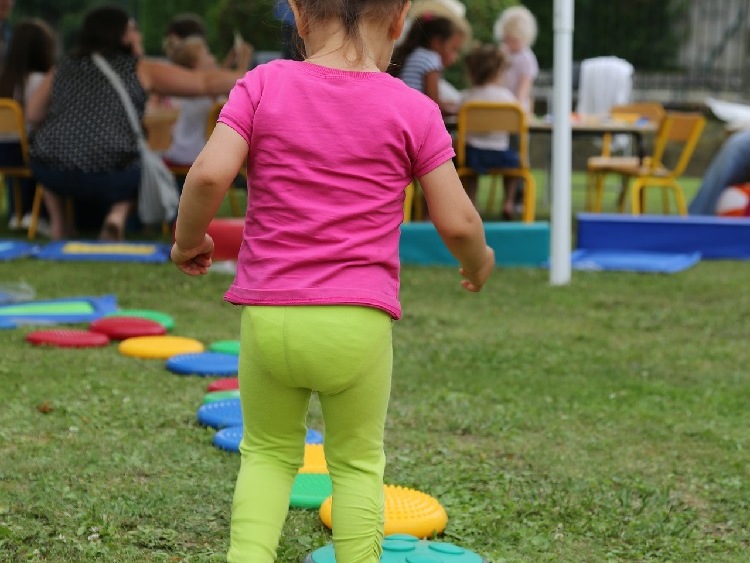 Jak zamienić „żłobkowe” na „aktywni w żłobku”?