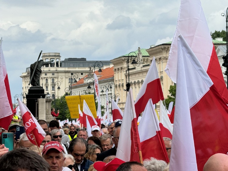 "Otrzeźwia" się Oddolny Ogólnopolski Protest Rolników (OOPR)