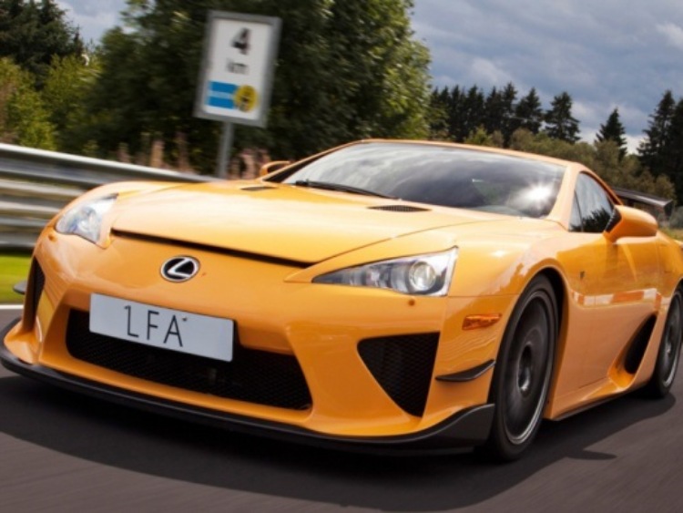 Tajemniczy LFA znowu na Nordschleife. Lexus szykuje nowe auto?