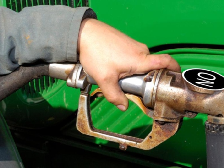 Unijne embargo podbija ceny paliw