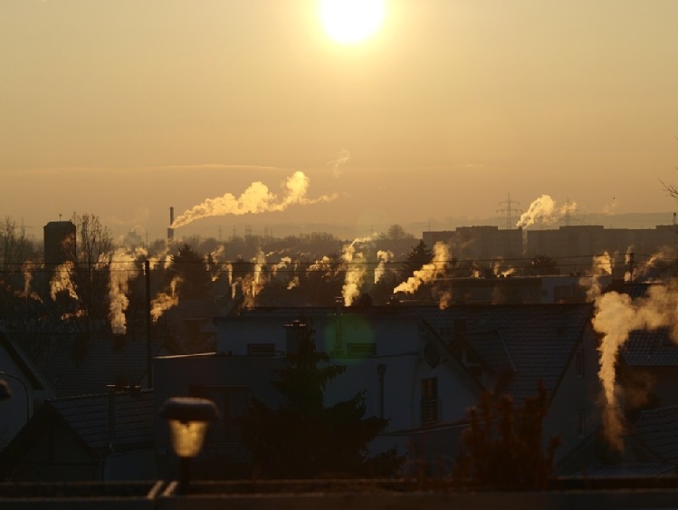 Ekspertka: czarny smog nie jest zjawiskiem nowym, ale bardzo groźnym