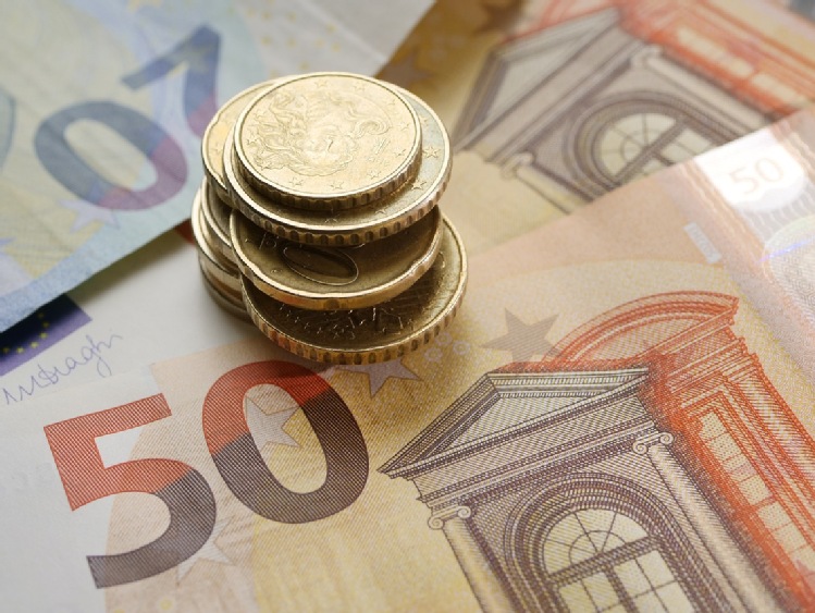 VAT importowy w UE-Bruksela upraszcza procedury pobierana VAT na granicy
