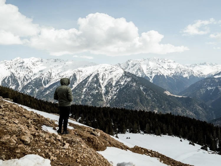 Dużo spacerujesz, nawet gdy za oknem zima? To warto mieć ze sobą!