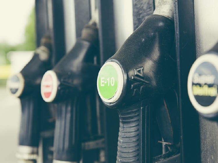 e-petrol.pl: pięć złotych na horyzoncie
