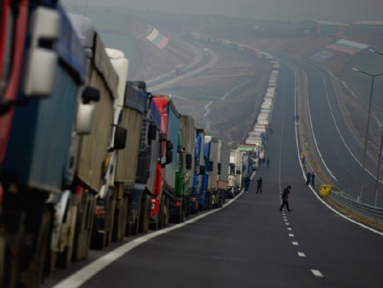 Rumuńscy demonstranci zablokowali trzeci punkt kontrolny na granicy z Ukrainą